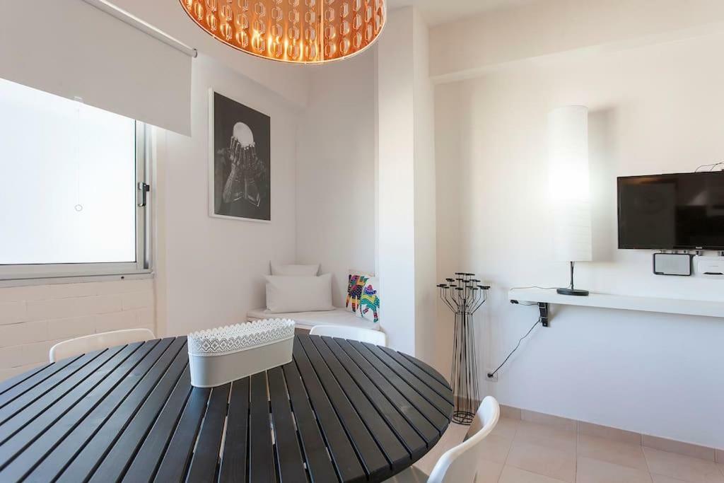 Apartmán In Bed With Lisbon 5N Amadora Exteriér fotografie