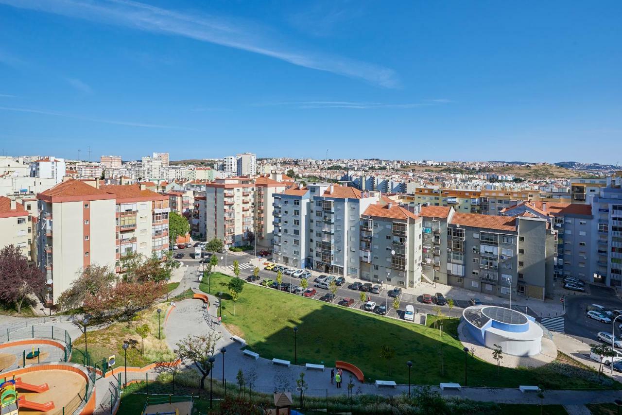 Apartmán In Bed With Lisbon 5N Amadora Exteriér fotografie