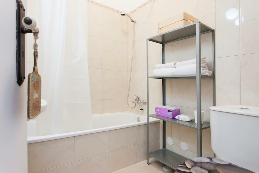 Apartmán In Bed With Lisbon 5N Amadora Exteriér fotografie